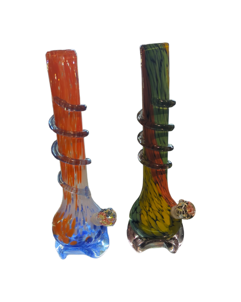 Three toned water pipe
